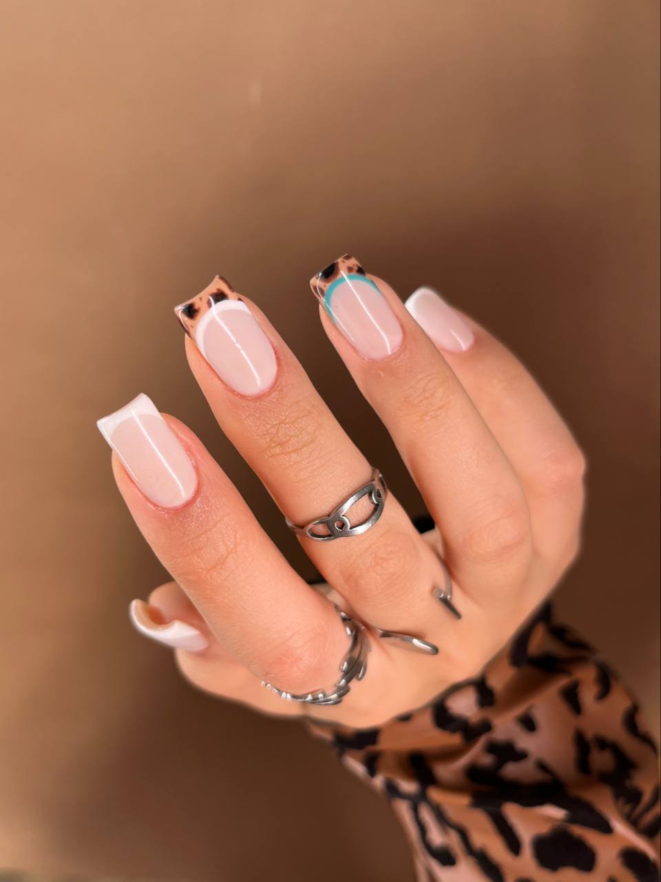 نمونه کار 7 آریشگاه آلمیلا